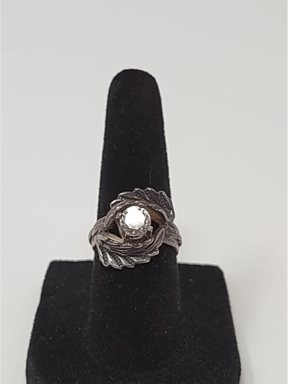 Sterling Silver Southwestern Leaf Vine Ring Clear Stone 5.5